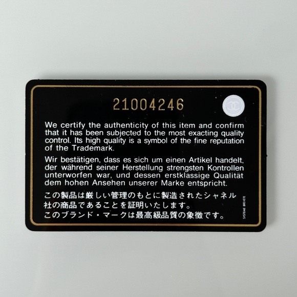 SOLD❌ Chanel Boy Zipped Wallet - Picture 13 of 13